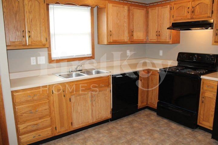 10311 Park Valley Dr - Photo 7 of 17