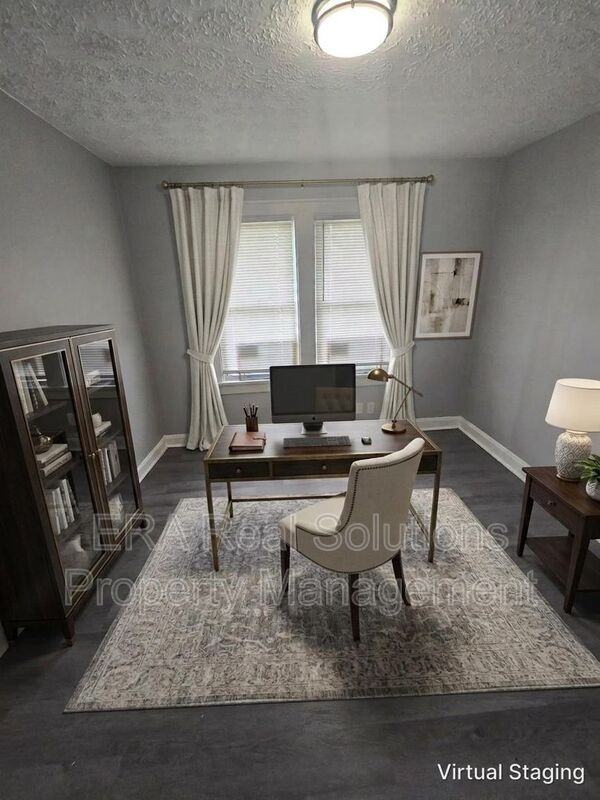 693 N Dawson Ave - Photo 3 of 17