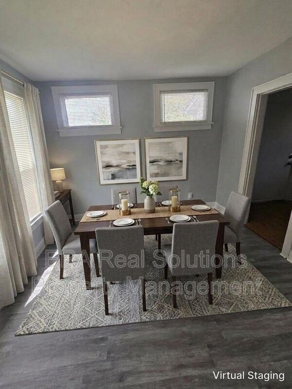 1557 Brooks Ave - Photo 2 of 13