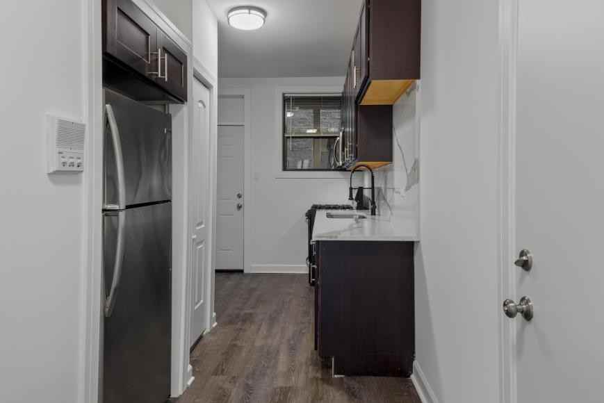 1904 N Whipple St - Photo 5 of 10