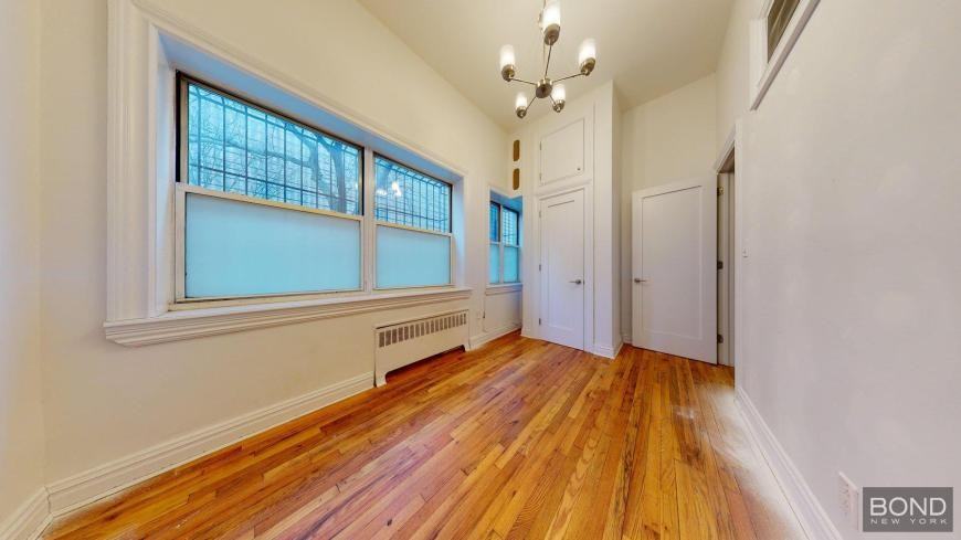 107 W 68th St - Photo 3 of 5