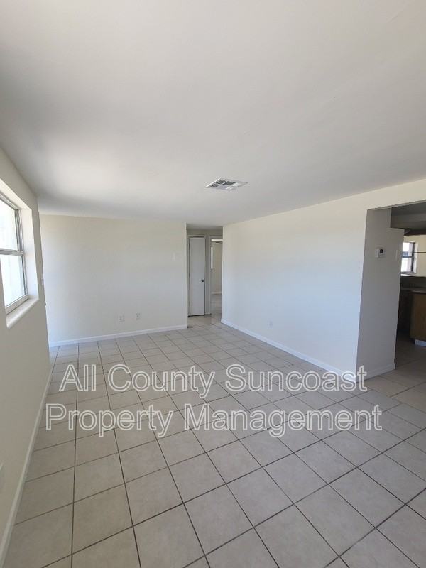 4018 Darlington Rd - Photo 4 of 13