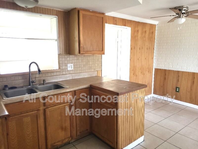 4018 Darlington Rd - Photo 5 of 13