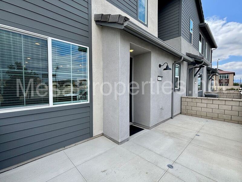 5929 Rockport Rd - Photo 3 of 24