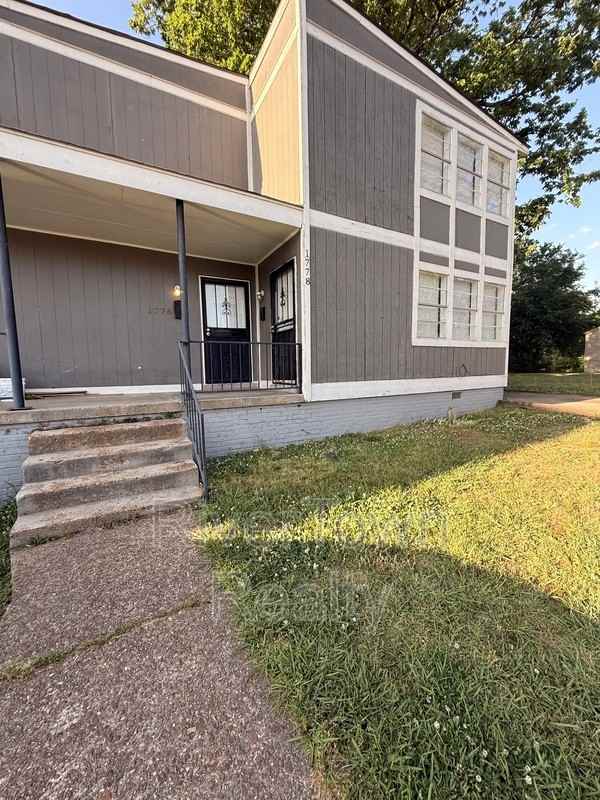 1778 Brown Ave - Photo 5 of 14