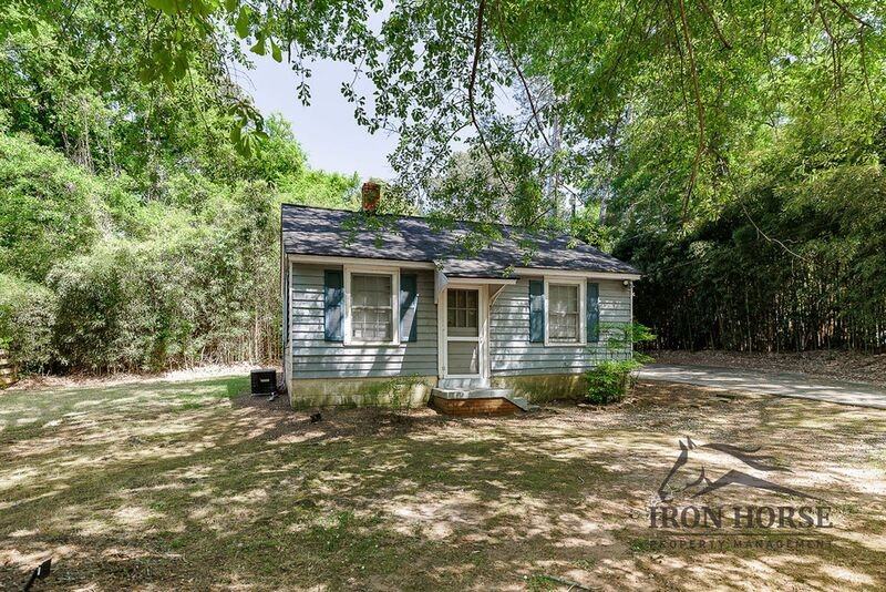 99 Hollie St - Photo 2 of 19