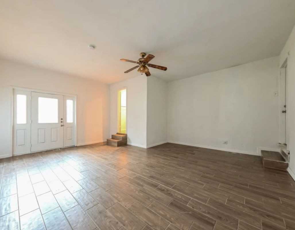 3906 Purple Plum Ct - Photo 3 of 6