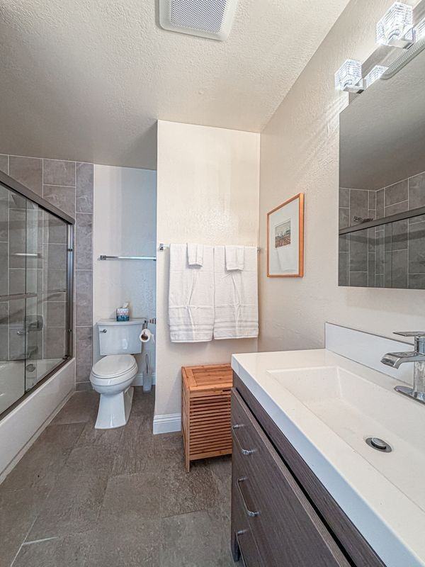 208 Vista Ct - Photo 7 of 20