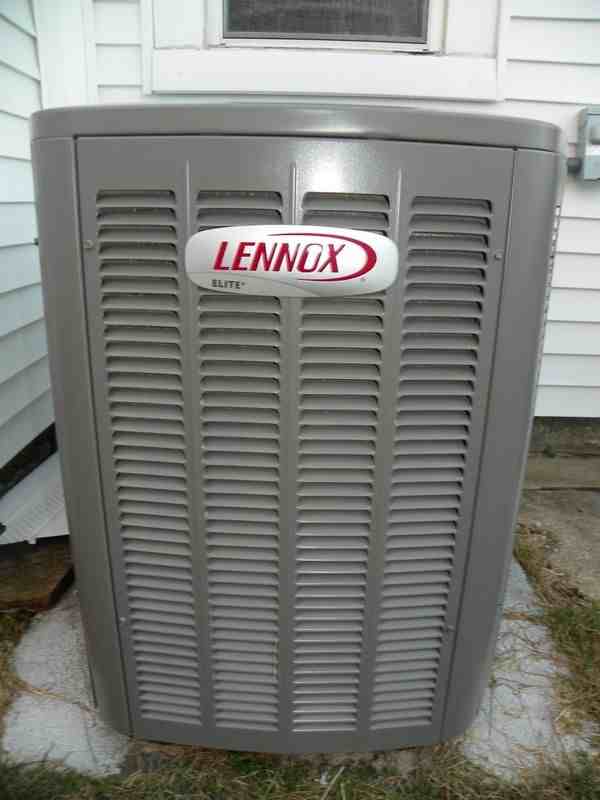 105 17th Ave - Photo 3 of 6