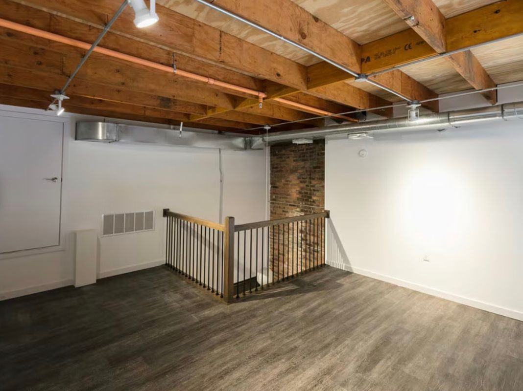 207 E Baltimore St - Photo 5 of 8