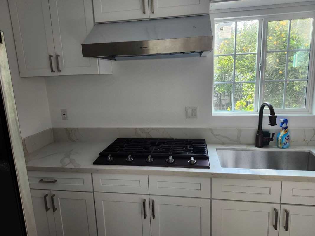 6939 Wilbur Ave - Photo 4 of 6