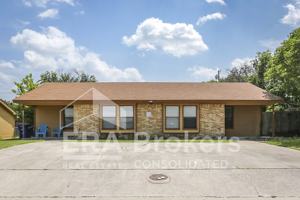 featured image of 204A South Dr #A
