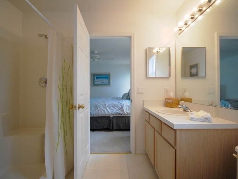 2414 Saint Augustine Blvd - Photo 7 of 12