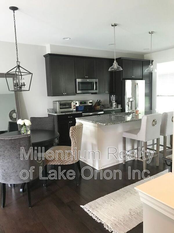 1061 N Sherman Dr #B - Photo 7 of 14