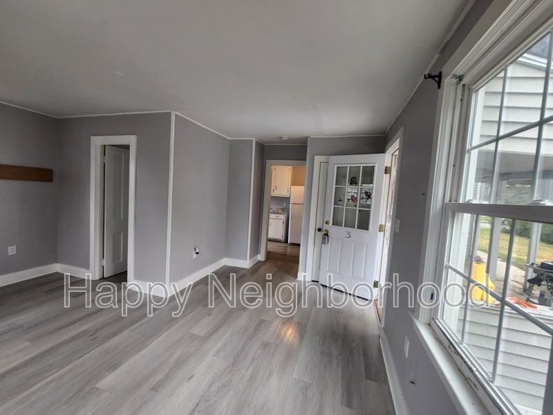 46 Maple Streetunit - Photo 3 of 22