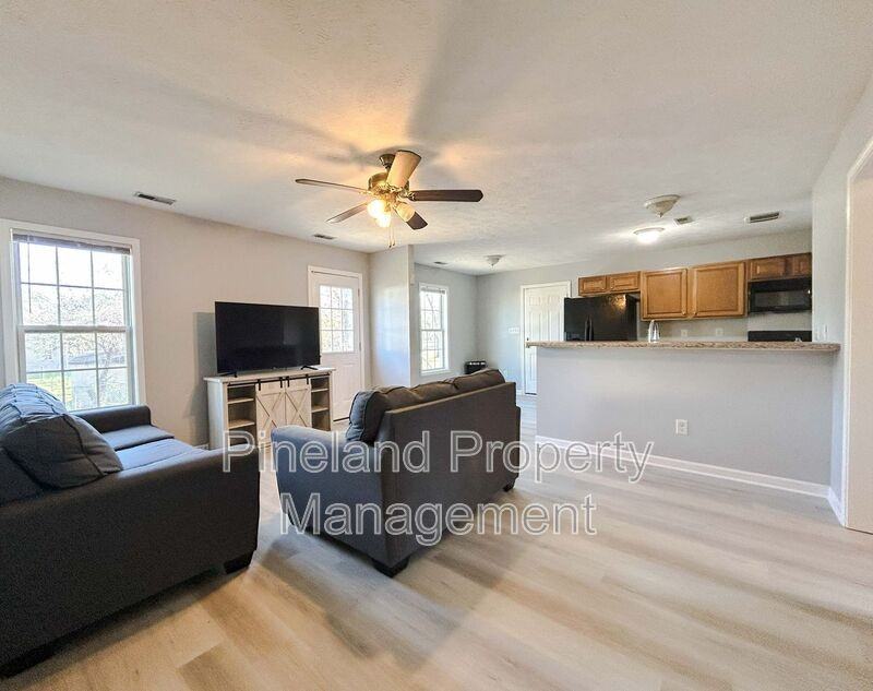 341 Kingdom Estate Dr - Photo 7 of 27