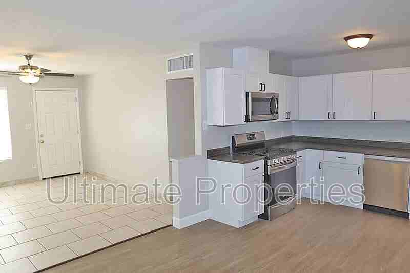 4918 E Palm Ln - Photo 2 of 19