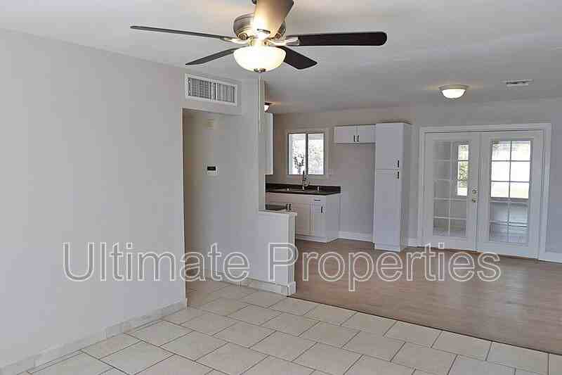 4918 E Palm Ln - Photo 4 of 19