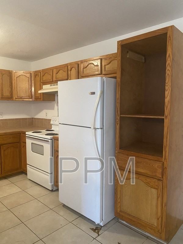 738 Sonesta Dr - Photo 7 of 14