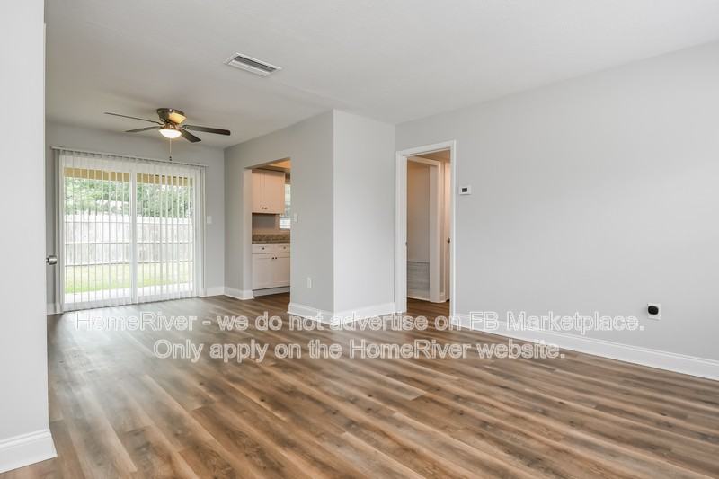 4901 Hernandes Dr - Photo 3 of 19