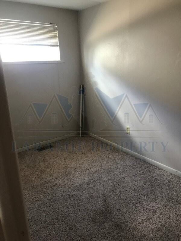 529 Spring Creek Dr #1 - Photo 5 of 11