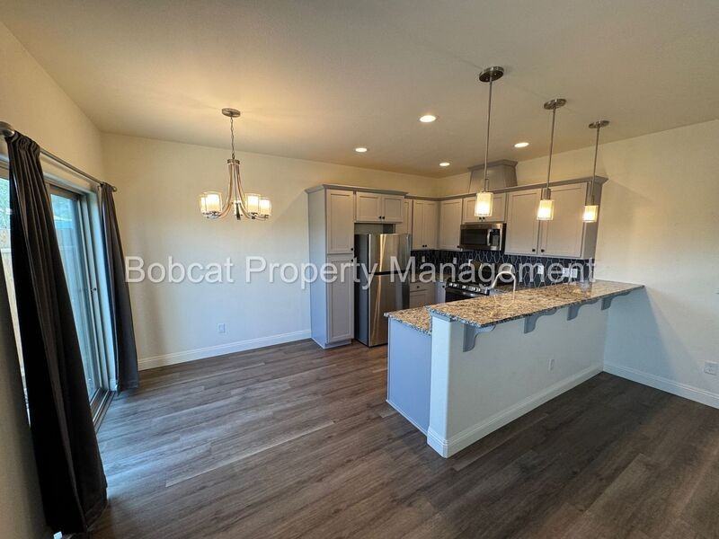 1249 Correlli Ct - Photo 6 of 27