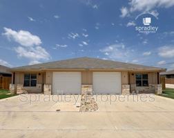 featured image of 1004 Kerr Ct Apt A #Apt A