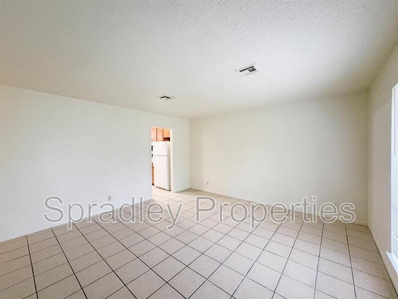 405A Cheyenne Dr - Photo 2 of 13