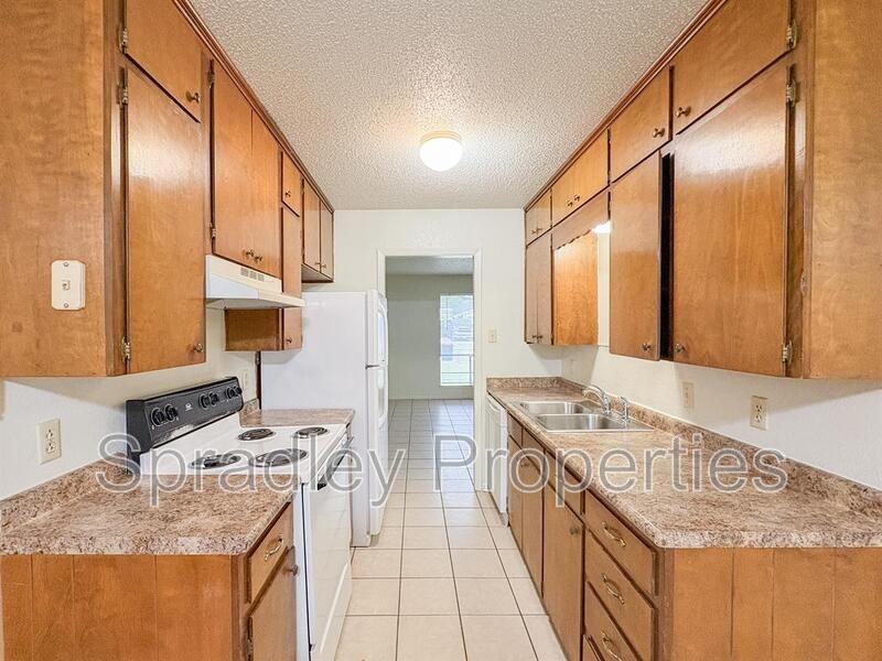 405A Cheyenne Dr - Photo 3 of 13