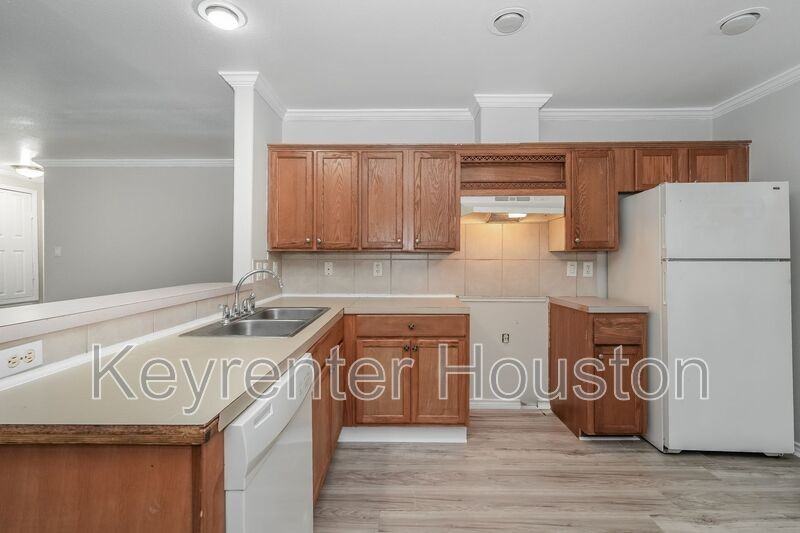 829 Marjorie St #B - Photo 7 of 21