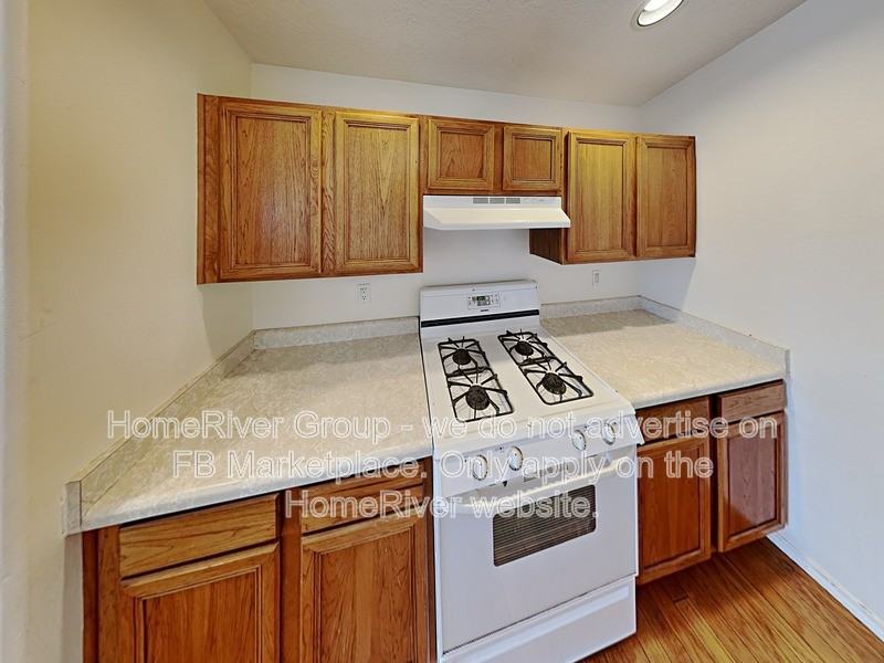 4127 Arapahoe Ave Nw - Photo 4 of 24