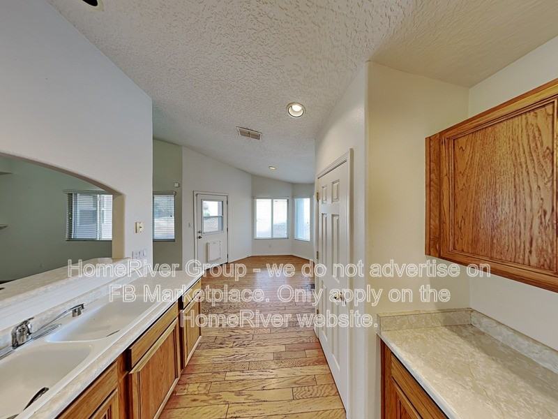 4127 Arapahoe Ave Nw - Photo 5 of 24