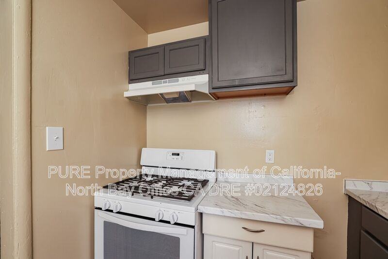 314 Cooper Ln - Photo 3 of 18