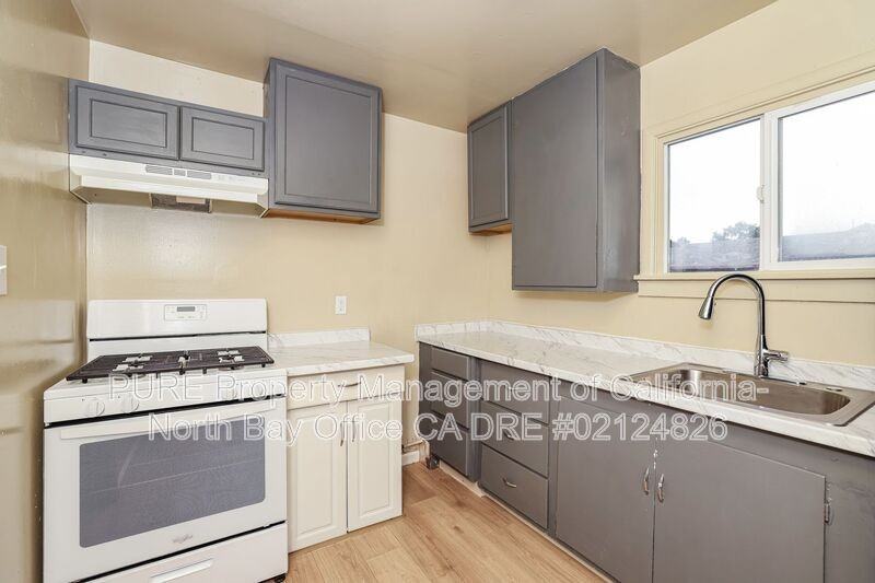 314 Cooper Ln - Photo 4 of 18