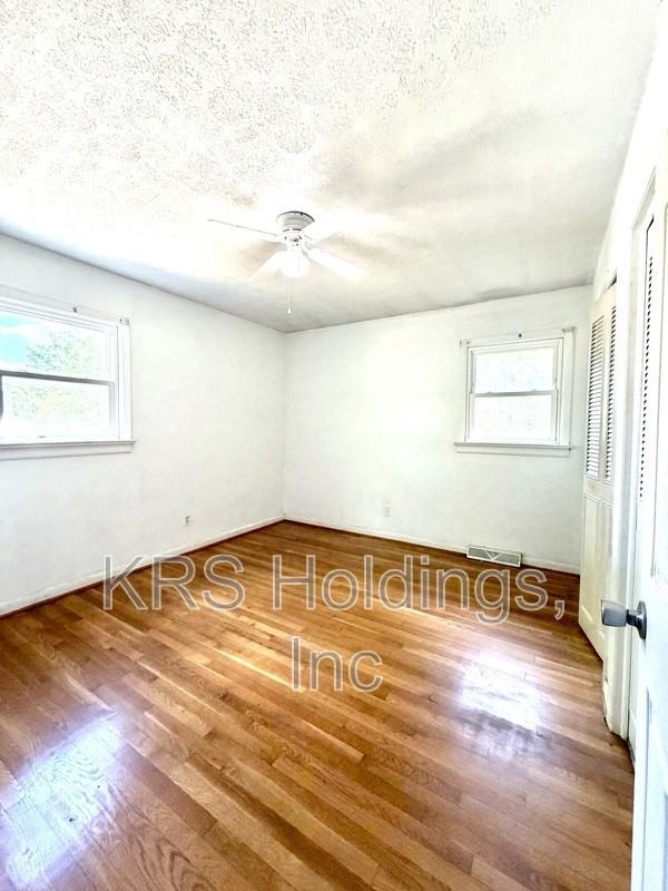 169 Rector Rd - Photo 5 of 7