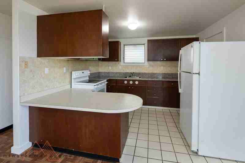 2133 Metcalf St #C - Photo 2 of 16