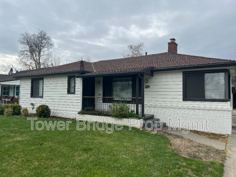 5724 Callister Ave - Photo 2 of 37