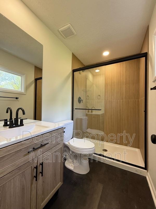 9215 W 98th Ter - Photo 4 of 10