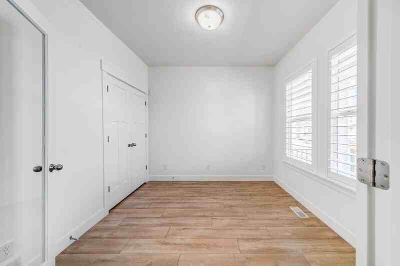 1623 Nw - Photo 3 of 21