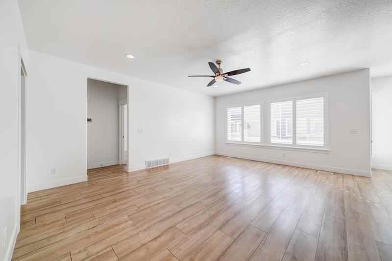 1623 Nw - Photo 6 of 21