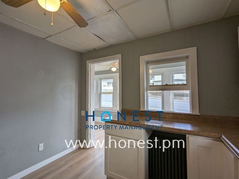 36 Monroe St #1 - Photo 3 of 22