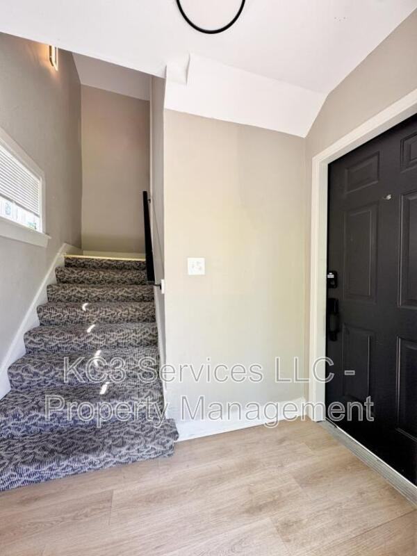 5122 Paseo Blvd - Photo 4 of 24