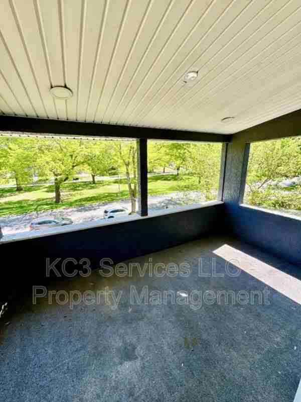 5122 Paseo Blvd - Photo 7 of 24