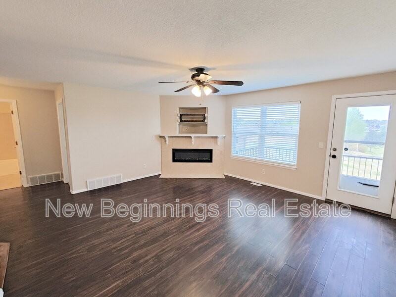 3591 Indigo Ridge Pt - Photo 7 of 33