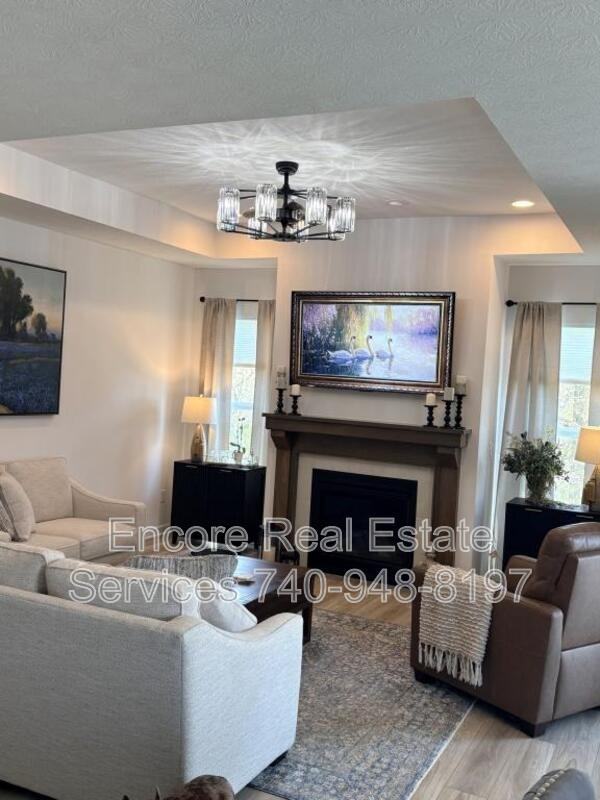 419 Fannin Dr - Photo 5 of 18