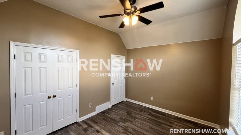 1829 Winship Dr - Photo 7 of 15