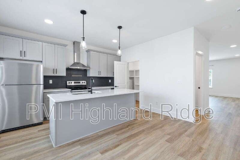 700 N Dupont Ave - Photo 2 of 27