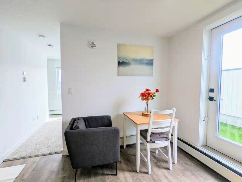 10882 98 St Nw #308 - Photo 4 of 7