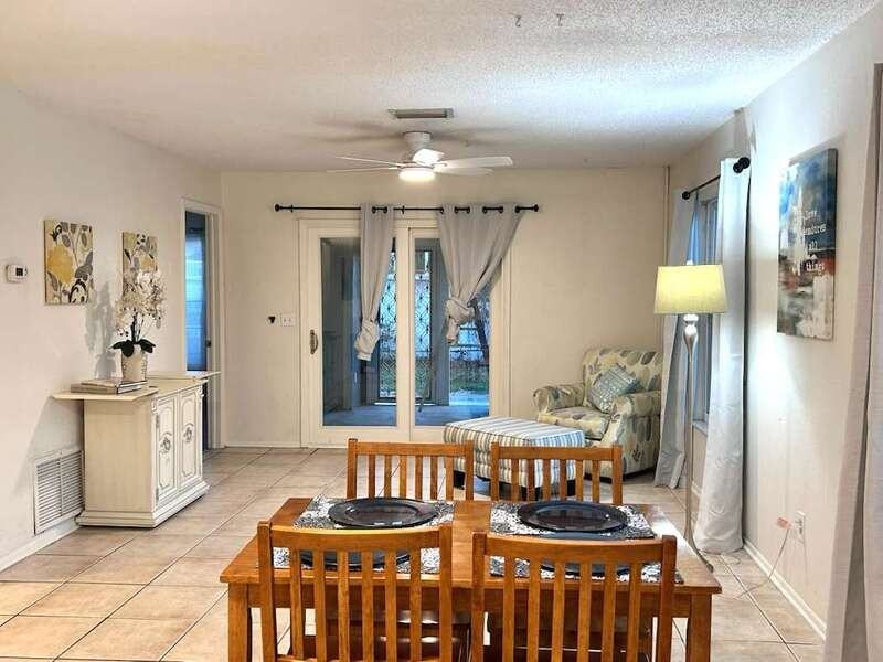 7811 43rd Avenue Dr W - Photo 2 of 11