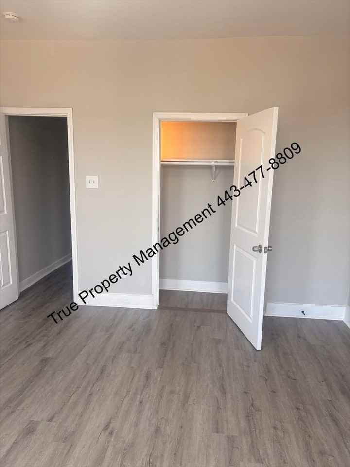 1722 N Monroe St - Photo 7 of 13